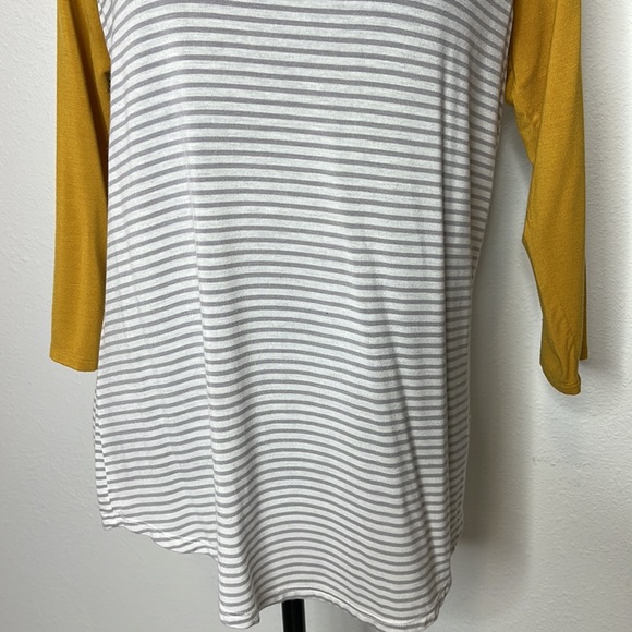 Maurices size M raglan sleeve gray and white stripes with mustard sleeves - Picture 4 of 8